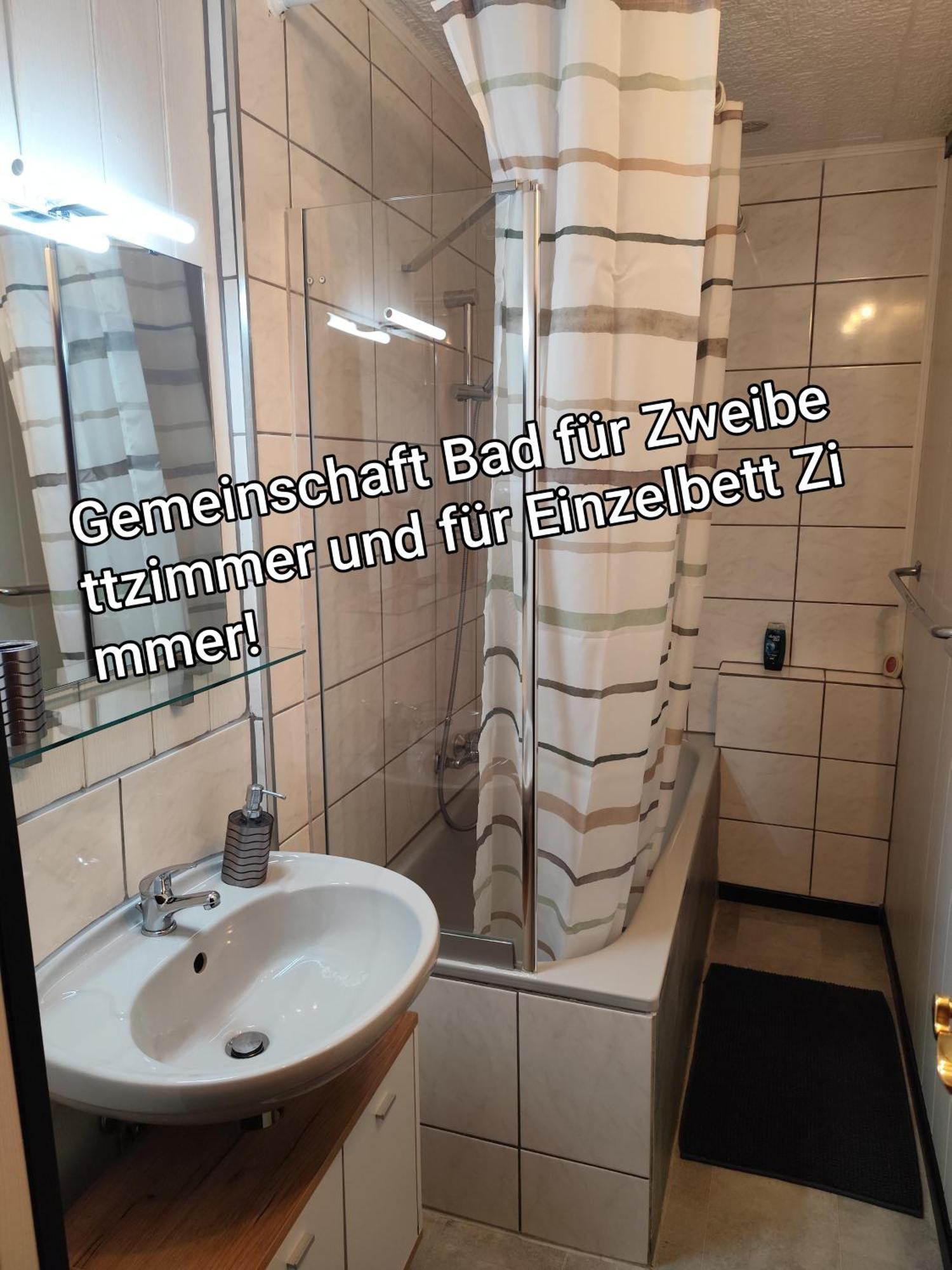 Gaestezimmer Boxenstopp Veitsbronn ภายนอก รูปภาพ